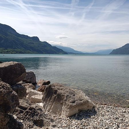 Du Vent Dans Les Arbres -120M2 Belle Vue Sur Le Lac Chindrieux Ruang foto